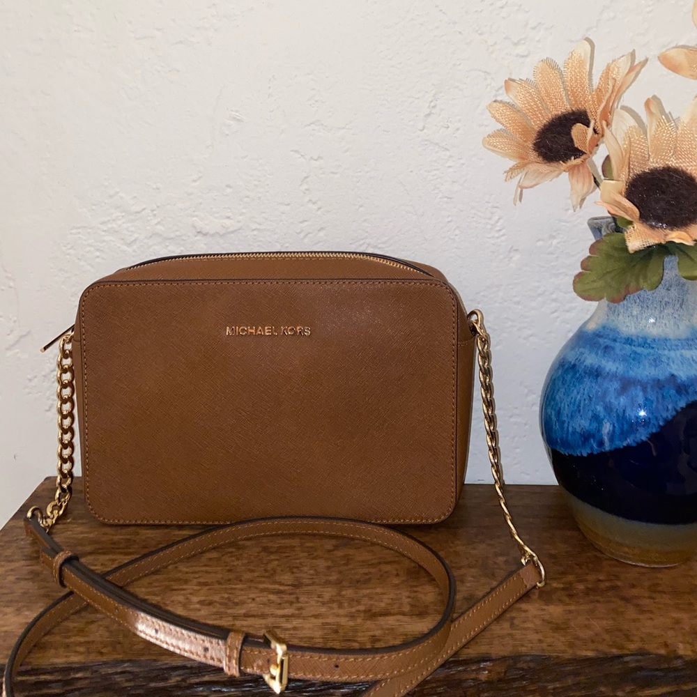 Michael Kors Jet Set Crossbody